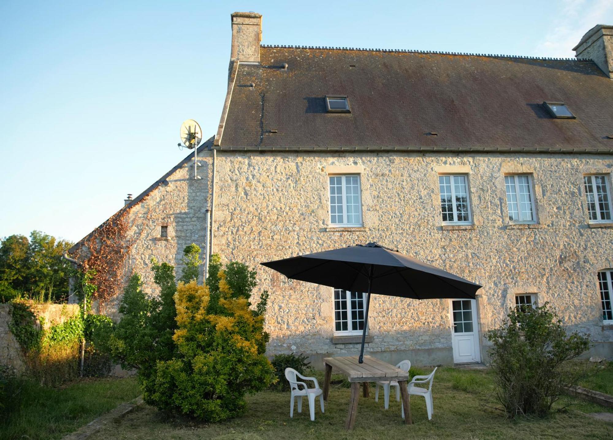 Chambre Des Pres A La Ferme De Franqueville Sainte-Marie-du-Mont  Exterior photo